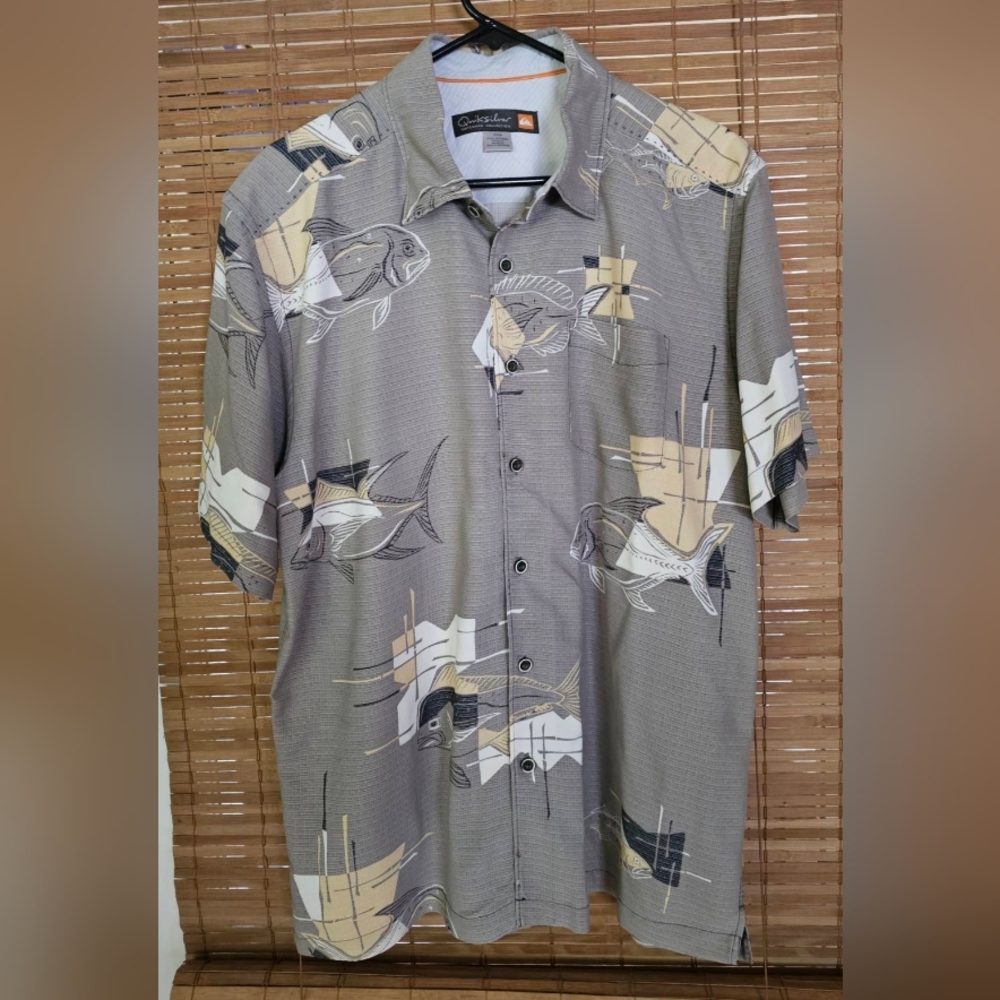 Quiksilver Men's Gray Fish Pattern Shirt
